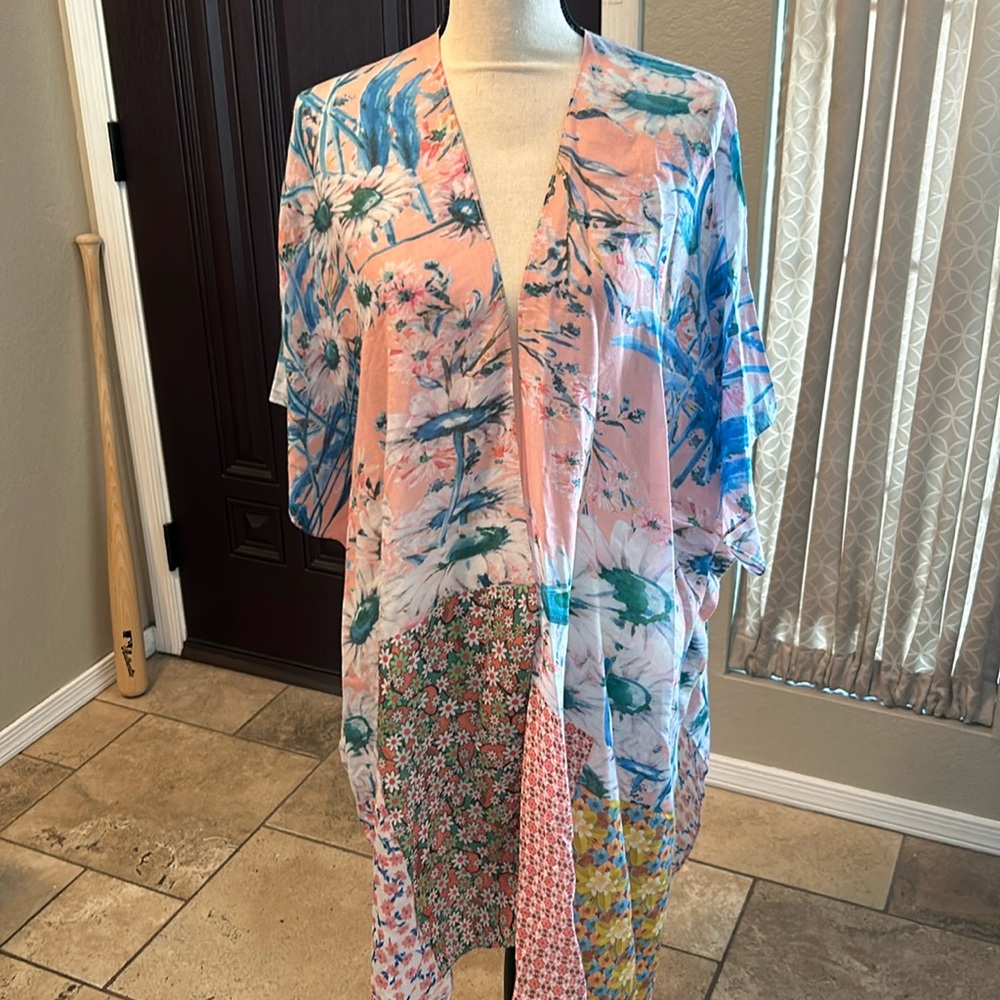 NWT Swim Cover Blue Daisies